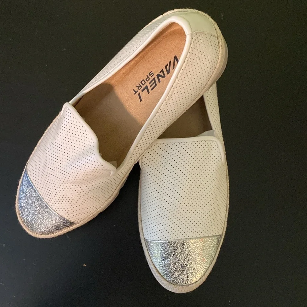Vaneli Sport Qalila White Perforated Leather Silver Toe Cap Slip On Sneakers 6M